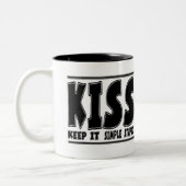 おもしろいなコーヒー・マグ: キスの主義 ツートーンマグカップ (左)