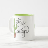 おもしろいなサボテンの滞在の鋭いコーヒー・マグ ツートーンマグカップ (正面左)