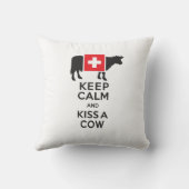 おもしろいなスイスの枕-平静を保ち、牛に接吻して下さい クッション (裏面)