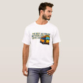 おもしろいなスクールバスの運転者のTシャツ Tシャツ (正面フル)