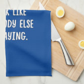 おもしろいなダンスはこれをのそれのような飲み物好みます キッチンタオル (四つ折り)