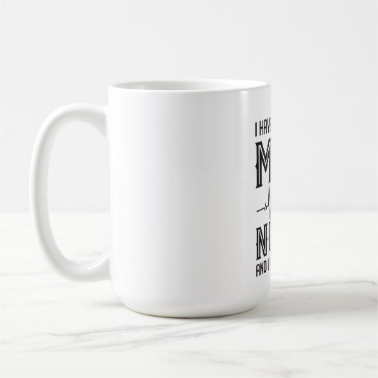 おもしろいなナースのお母さんの公認看護師の母の日のギフト コーヒーマグカップ (左)