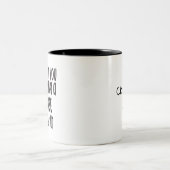 おもしろいなナースの卒業のマグ ツートーンマグカップ (中央)