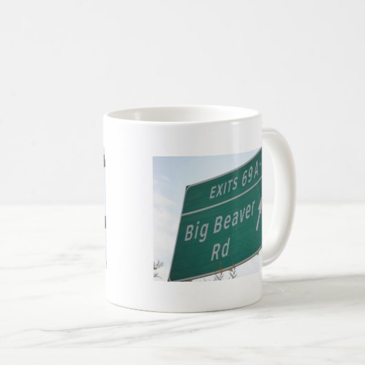 おもしろいなハイウェーの印の大きいビーバーの道の出口69 コーヒーマグカップ (正面右)