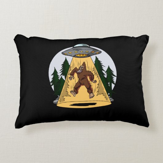 おもしろいなビッグフットの外国の外転の宇宙UFO アクセントクッション (正面)