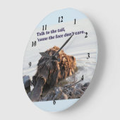 おもしろいなビーバー ラージ壁時計 (傾斜)