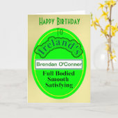 おもしろいなビールラベルのアイルランド語は誕生日に人を配置します カード (黄色い花)