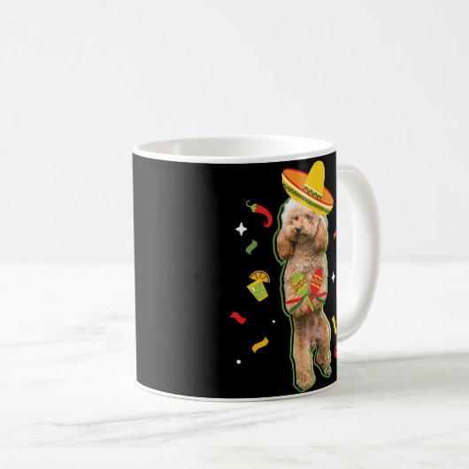 おもしろいなプードル犬の恋人の所有者のかわいいコーヒー・マグ コーヒーマグカップ (正面右)