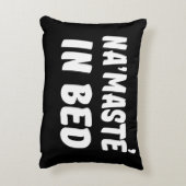 おもしろいなベッドのナマステ アクセントクッション (裏面(縦))