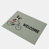 おもしろいなボストンテリアの乗馬の自転車 ドアマット (アングル)