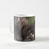 おもしろいなリスのマグ、ohナット、私はコーヒーから…あります コーヒーマグカップ (正面左)