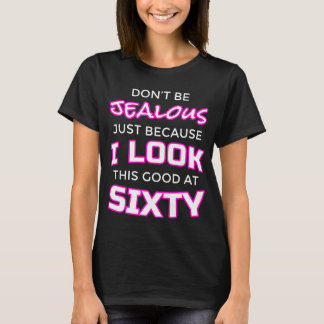 おもしろいなレディース第60誕生日のワイシャツ- "よい" Lookin Tシャツ