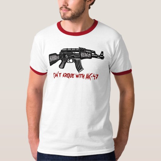おもしろいなロシア人のカラシニコフ自動小銃の軍のTシャツのデザイン Tシャツ (正面)