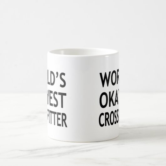 おもしろいな世界のOkayest Crossfitter コーヒーマグカップ (中央)