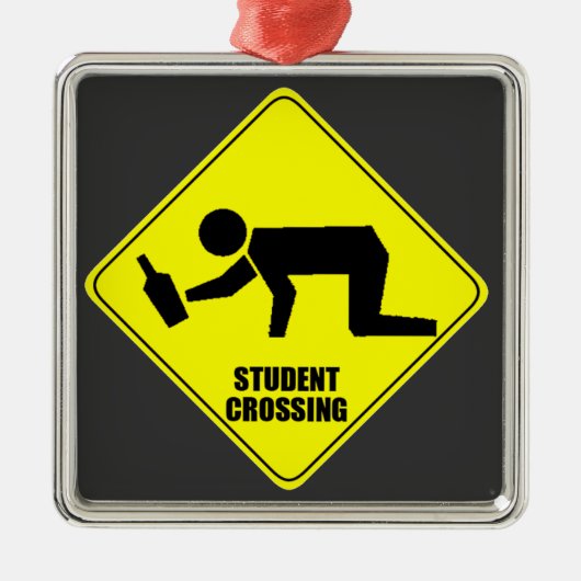 おもしろいな交通標識-飲まれた学生の交差 メタルオーナメント (正面)