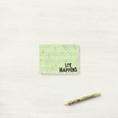 おもしろいな作家の読者のLitは起こります ポストイット (デスク上)