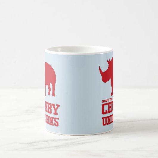 おもしろいな保存ぽっちゃりしたユニコーンのサイの赤 コーヒーマグカップ (中央)