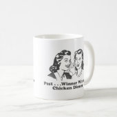 おもしろいな勝者の勝者の鶏の夕食 コーヒーマグカップ (正面右)