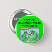 おもしろいな医者の冗談 缶バッジ (正面&裏面)