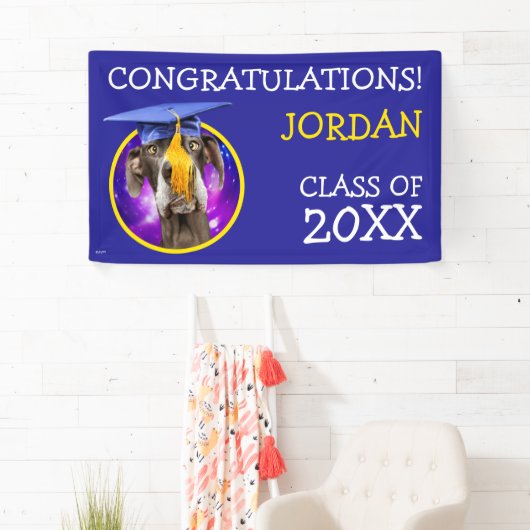 おもしろいな卒業犬の身に着けている帽子 横断幕 (インサイチュ)