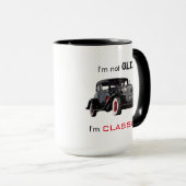 おもしろいな古くないしかしクラシックなヴィンテージ車 マグカップ (正面右)