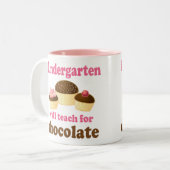 おもしろいな幼稚園教師のマグ ツートーンマグカップ (正面左)