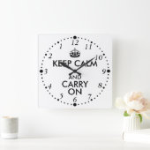 おもしろいな後方のKeep Calm and Carry Onの遅い時計 スクエア壁時計 (ホーム)