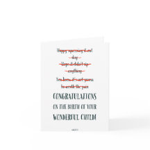 おもしろいな新生児は「それを」カード釘付けしました