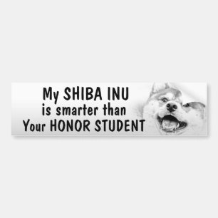 おもしろいな柴犬-名誉学生より頭が切れるな- バンパーステッカー