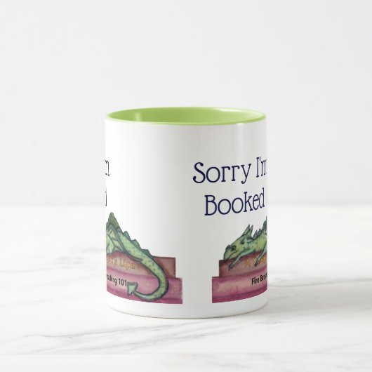 おもしろいな残念私は予約されたドラゴンのマグです マグカップ (中央)