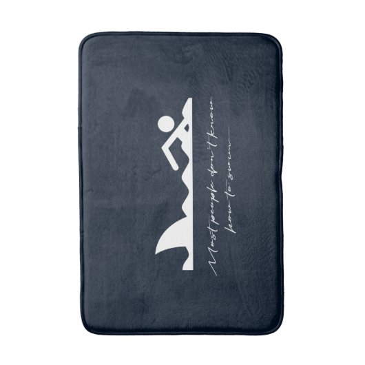 おもしろいな泳ぐ人の水泳の鮫の皮肉の恋人のギフト バスマット (正面縦)