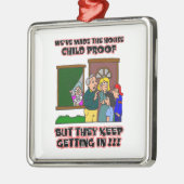 おもしろいな漫画-家に帰る子供及び家族 メタルオーナメント (左)