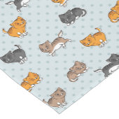 おもしろいな猫が付いているパターン ショートテーブルランナー (コーナー)