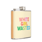 おもしろいな白人の女の子によって無駄にされるフラスコのカラフル フラスク (右)