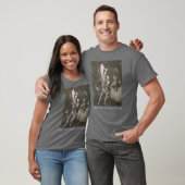 おもしろいな自己遠出の陽気でダンディな気取り屋 Tシャツ (ユニセックス)