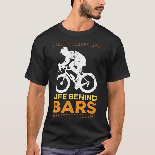 おもしろいな自転車の"刑務所内の生活"サイクリストのサイクリング Tシャツ (正面)