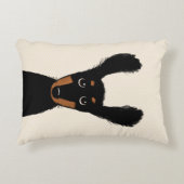 おもしろいな長い髪のダックスフント|のウインナー犬の恋人 アクセントクッション (正面)