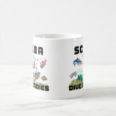 おもしろいな飛び込みの相棒のスキューバ飛び込みの相棒 コーヒーマグカップ (中央)