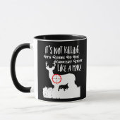 おもしろいな食料雑貨品店の狩りの人の引用文の木びき台のシカ マグカップ (左)