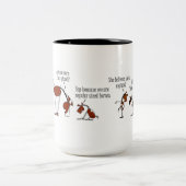 おもしろいな馬及びミニチュア馬の群れの漫画 ツートーンマグカップ (中央)