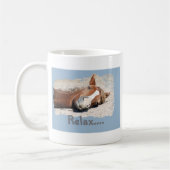 おもしろいな馬: リラックスして下さい コーヒーマグカップ (左)