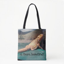 おもしろいな髭があるドラゴンの写真