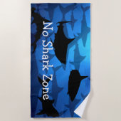 おもしろいな鮫のテーマ ビーチタオル (正面)