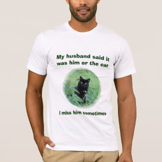 おもしろいな黒猫または夫の女性のTシャツ Tシャツ