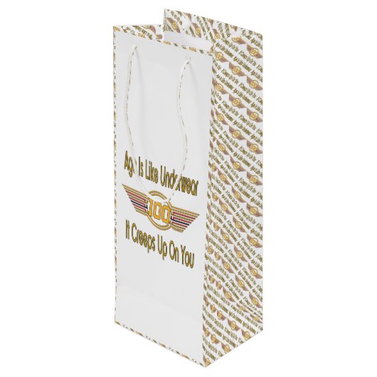 おもしろいな100th誕生日プレゼント。 年齢は下着のようです、 ワインギフトバッグ (裏面アングル)