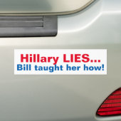 おもしろいなANTI-HILLARYのバンパーステッカー バンパーステッカー (車上)