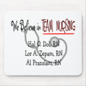 おもしろいなPsychのナースのTシャツおよびギフト マウスパッド (正面)