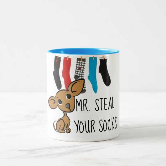 おもしろいなSteal Your Socks Chihuahua氏のマグ ツートーンマグカップ (中央)