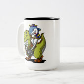 おもしろいなTレックスの恐竜に乗っている鮫の海賊 ツートーンマグカップ (正面左)