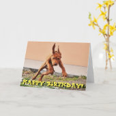 おもしろいなvizslaの子犬のバースデー・カード カード (黄色い花)